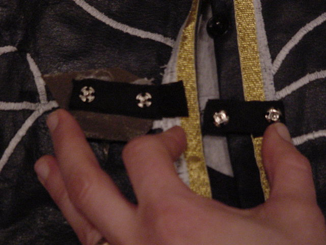 Snaps under the foam clasp