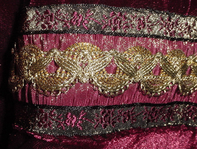 EXTREME closeup of armband trim